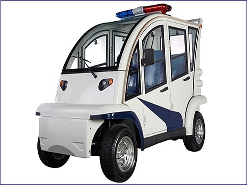 4座封闭式警用巡逻车